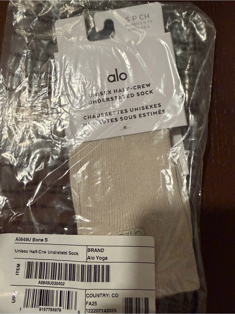 NWT Alo Yoga Unisex Half-Crew Understated Socks Bone Size S Small